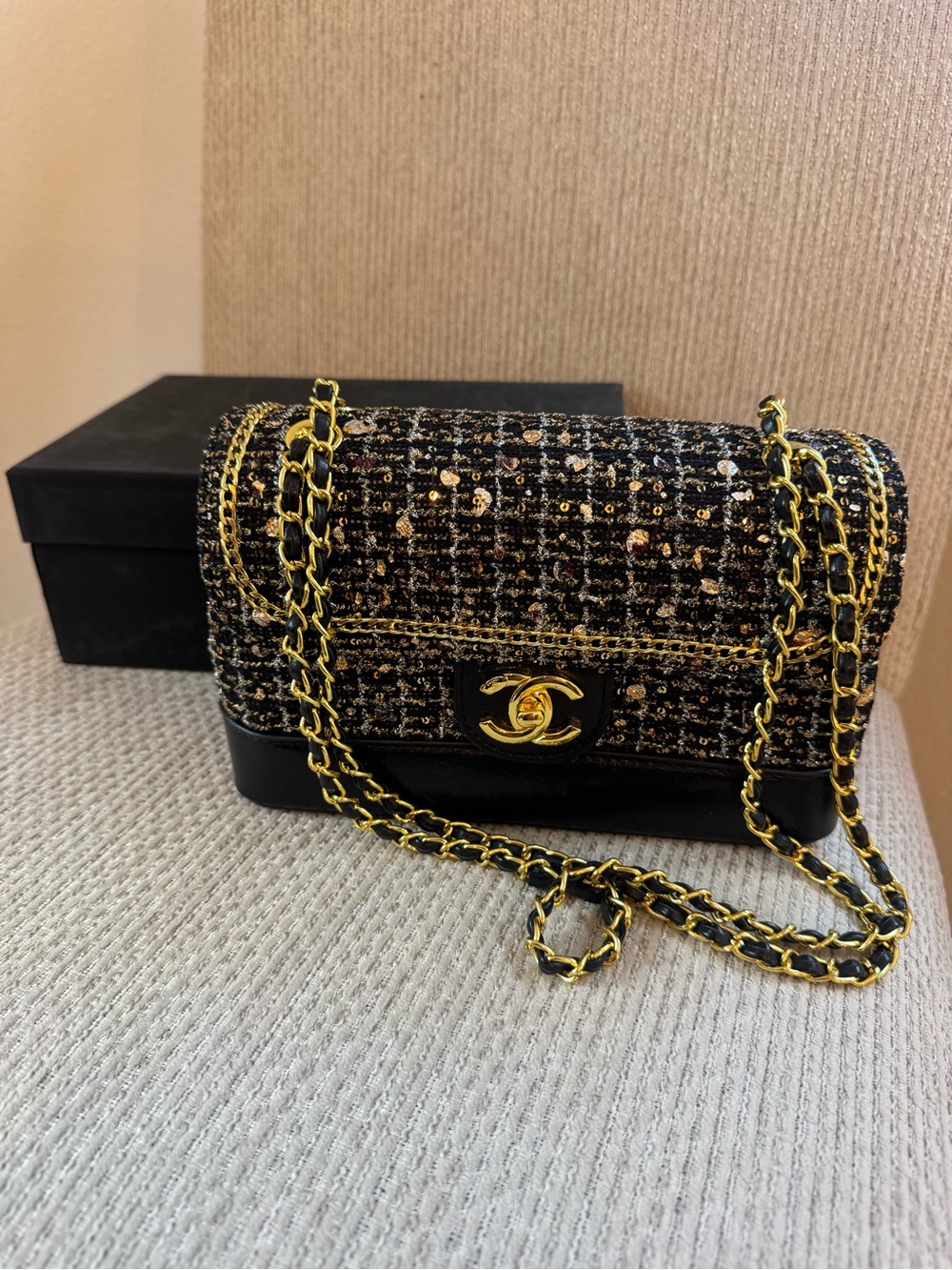 GWP Black Tweed Shoulder Bag with Gold Chain and Lock